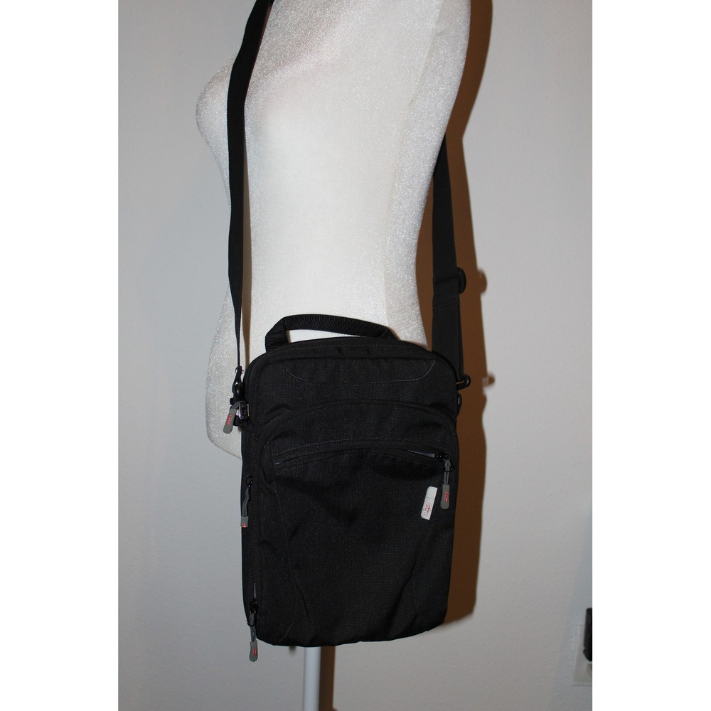 STM‎ Black Nylon Vertical Messenger Crossbody Tablet Tech Bag Organizer Utility